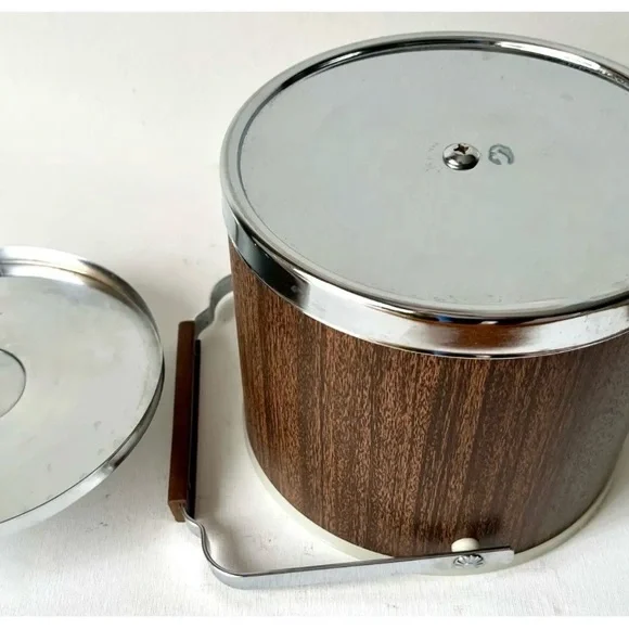 Vintage Kromex Ice Bucket Wood Grain with Chrome Trim 1960s - Picture 3 of 5
